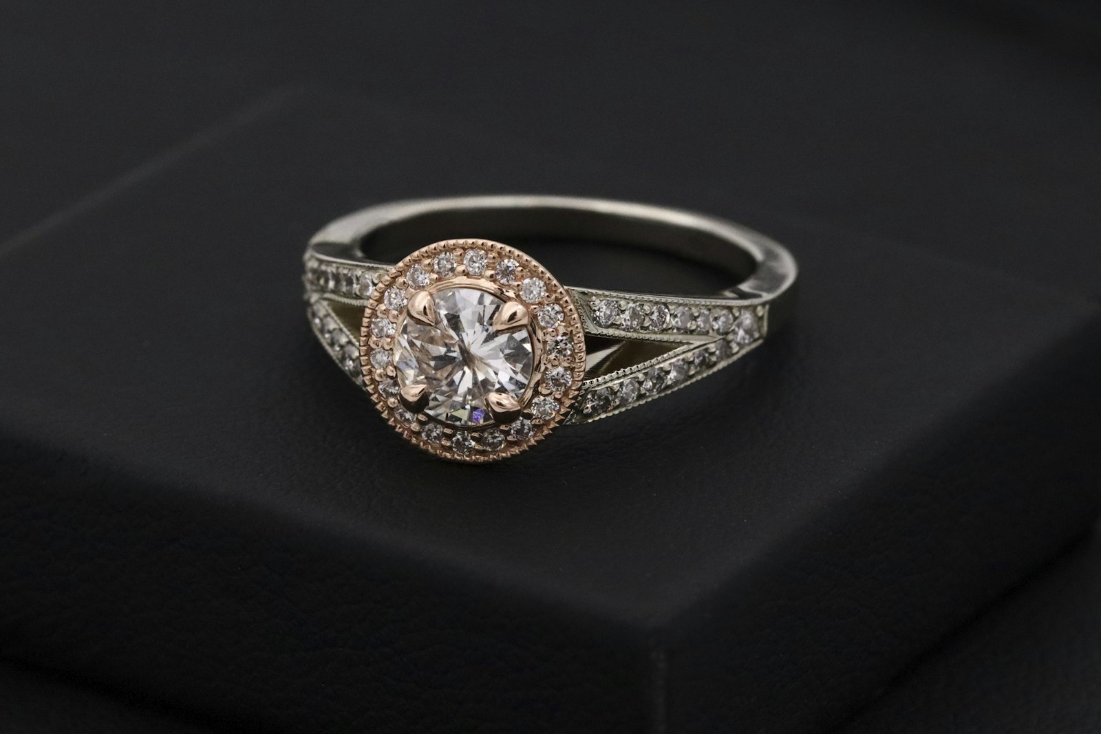 Diamond engagement ring